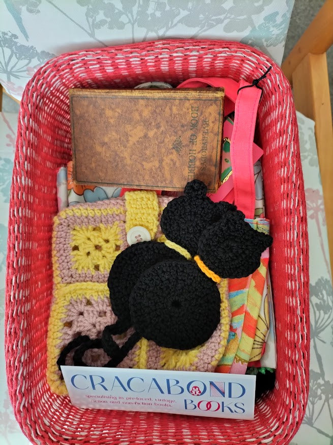 Black Cat crocheted bookmark