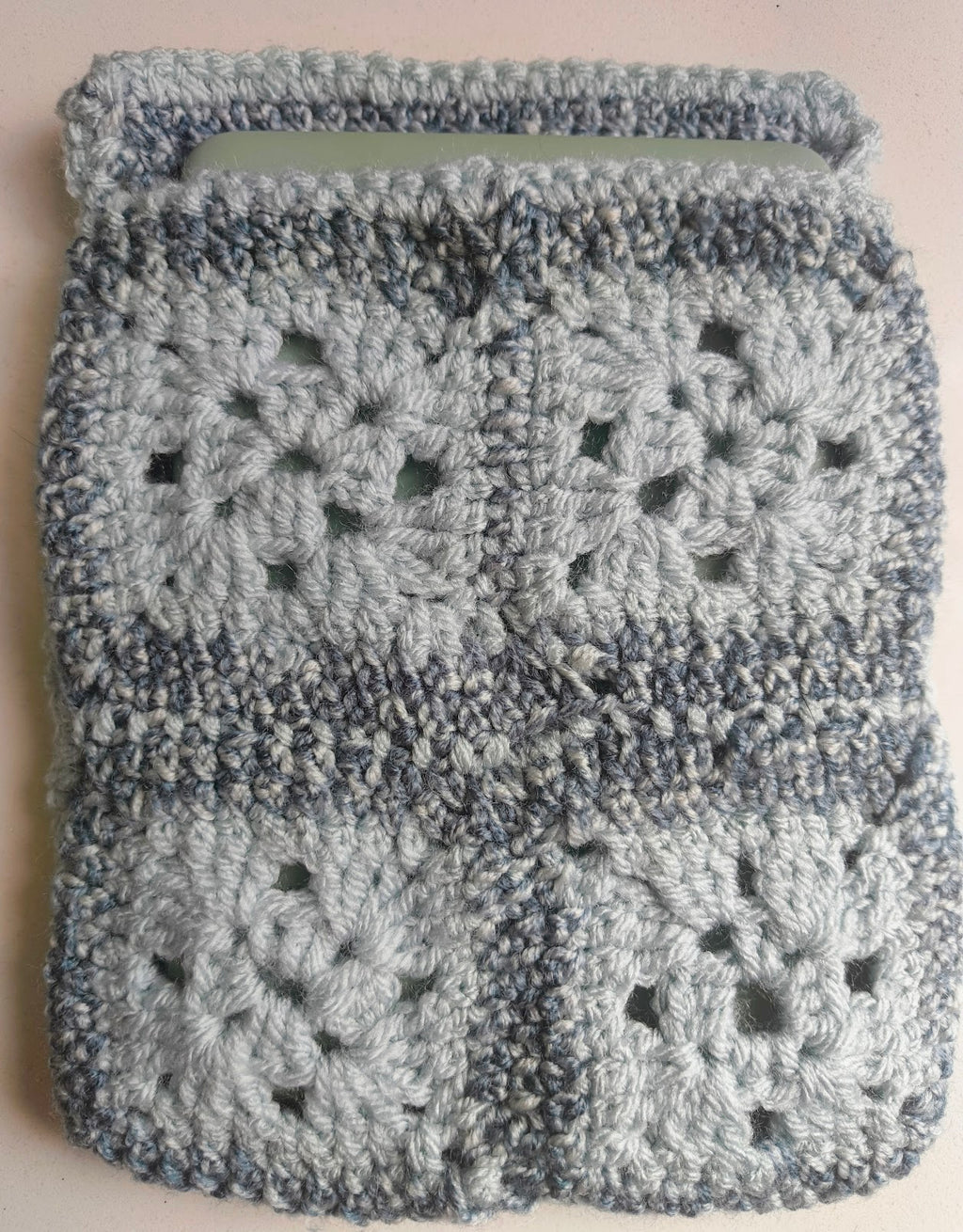 Crochet Book Cover (kindle / vintage paperback size)