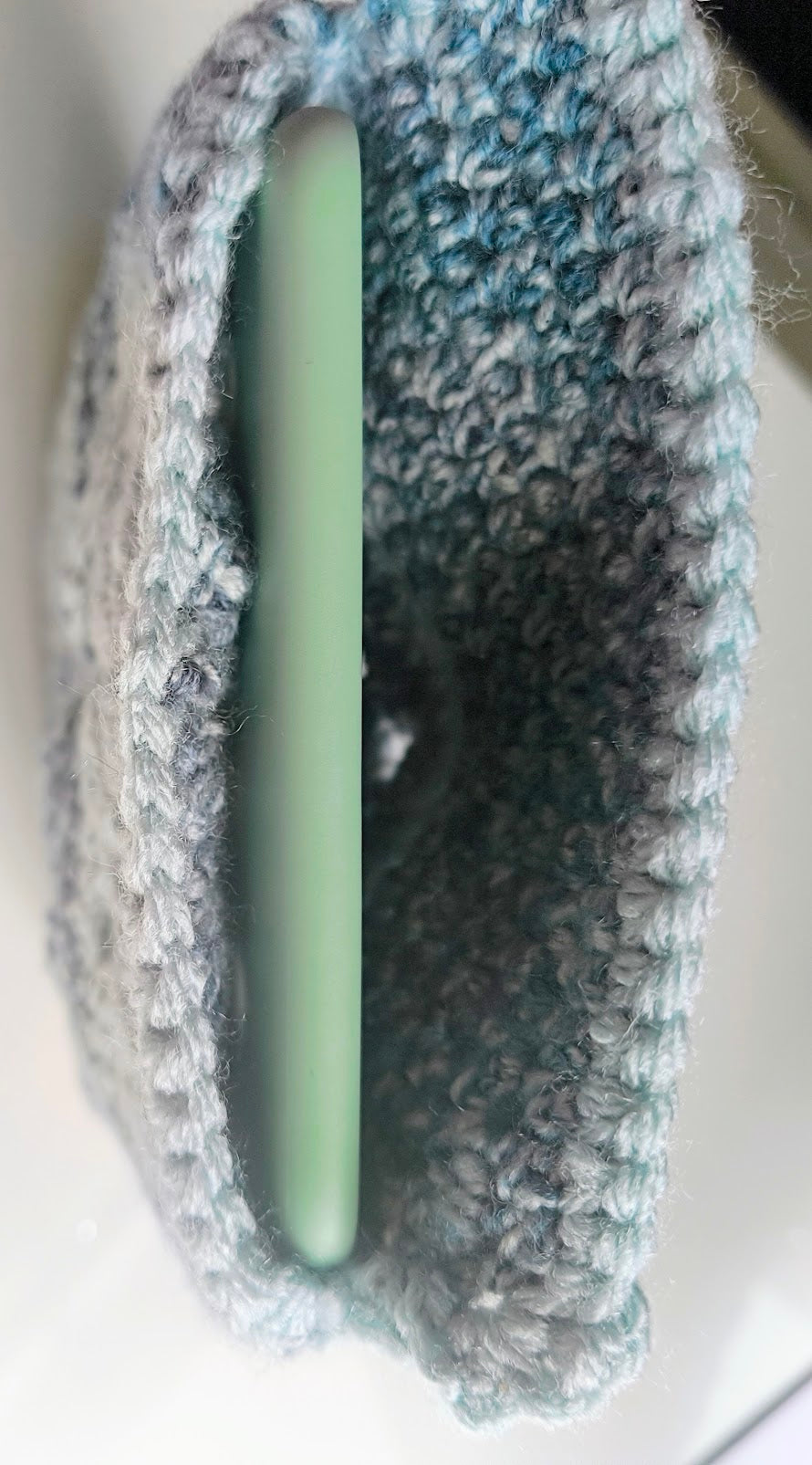 Crochet Book Cover (kindle / vintage paperback size)