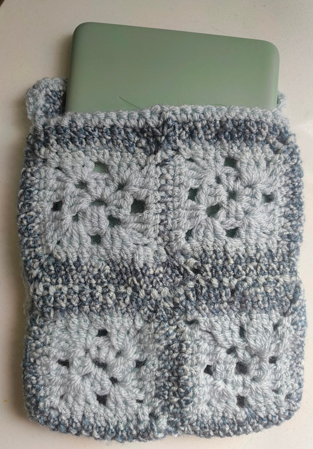 Crochet Book Cover (kindle / vintage paperback size)