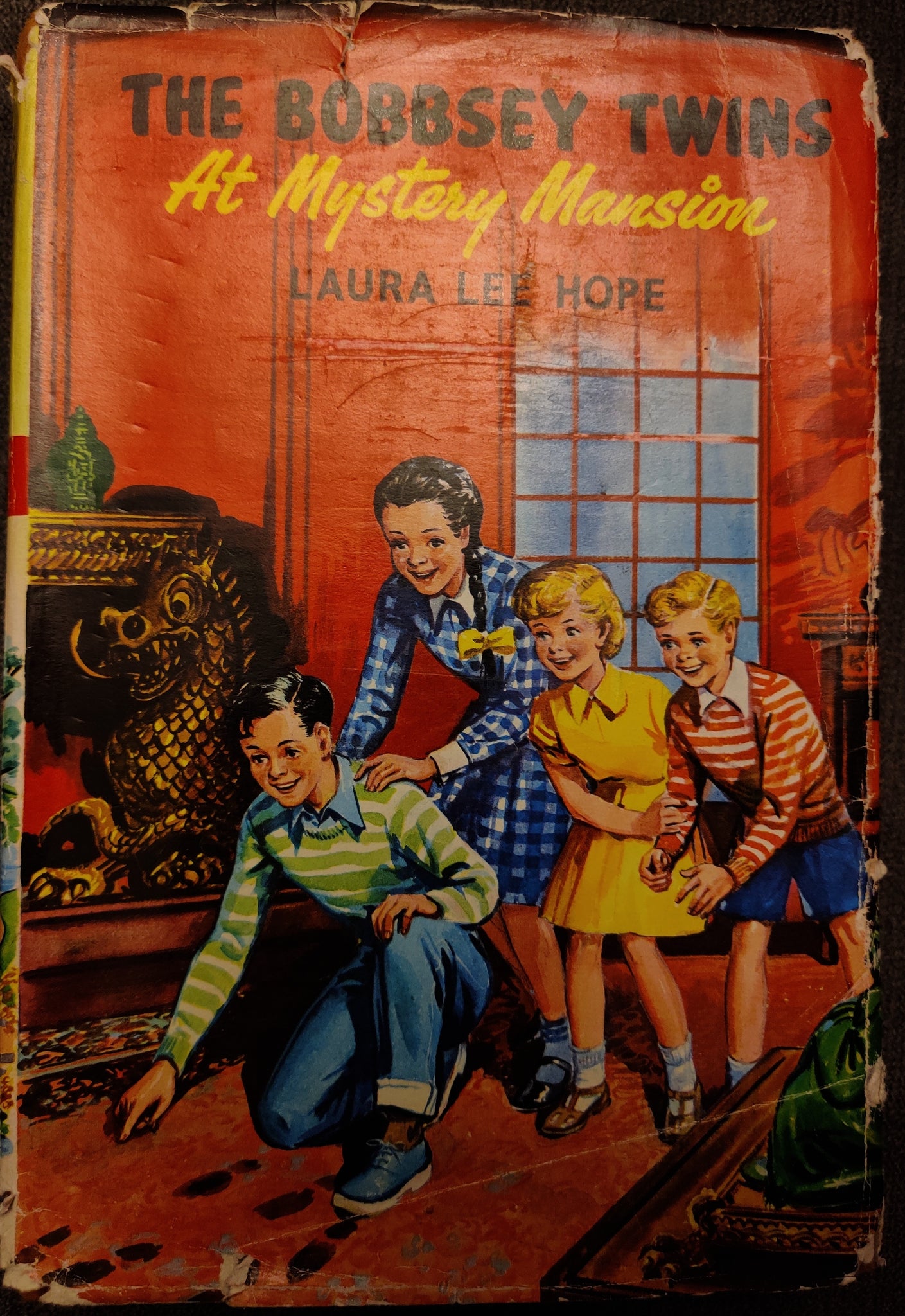 The Bobbsey Twins At Mystery Mansion by Laura Lee Hope